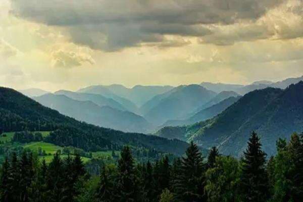 Rekreasi Ternyata Dianjurkan Lho! Ada 7 Ayat Al Qur'an Memerintahkannya Rekreasi Ternyata Dianjurkan Lho! Ada 7 Ayat Al Qur'an Memerintahkannya