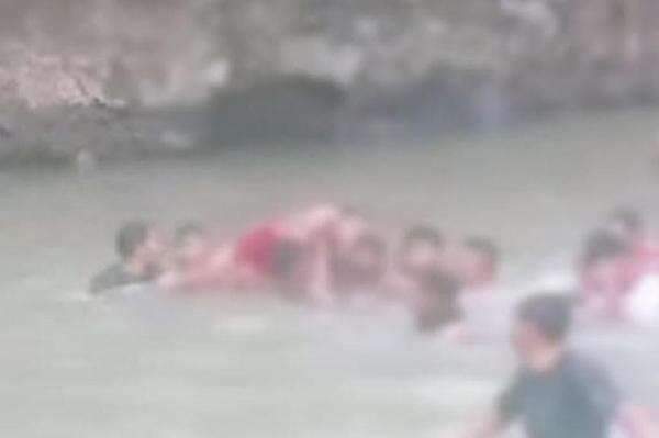 Tragis! Remaja asal Manggarai NTT Tewas Tenggelam di Sungai saat Cari Siput Tragis! Remaja asal Manggarai NTT Tewas Tenggelam di Sungai saat Cari Siput