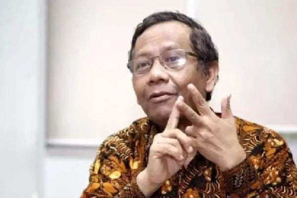 Respons Mahfud MD soal Isu Ijazah Palsu Jokowi, Jadi Presidennya Tetap Sah Respons Mahfud MD soal Isu Ijazah Palsu Jokowi, Jadi Presidennya Tetap Sah