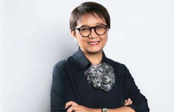 Retno Marsudi Diangkat jadi Direktur di Perusahaan Energi asal Singapura Retno Marsudi Diangkat jadi Direktur di Perusahaan Energi asal Singapura