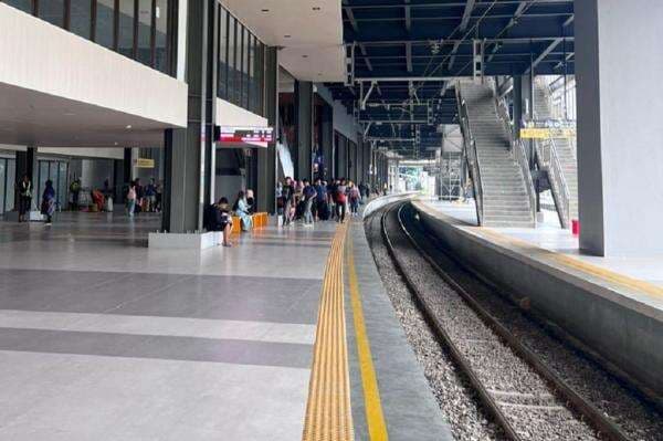 Revitalisasi Stasiun Tanah Abang Rampung, Simak Panduan Peron KRL Terbaru Revitalisasi Stasiun Tanah Abang Rampung, Simak Panduan Peron KRL Terbaru
