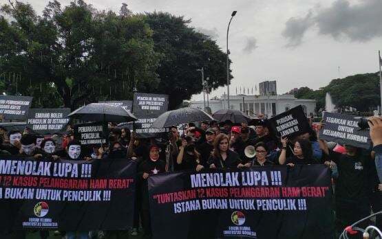 Ribuan Aktivis HAM Unjuk Rasa di Depan Istana Negara, Ini Tuntutannya