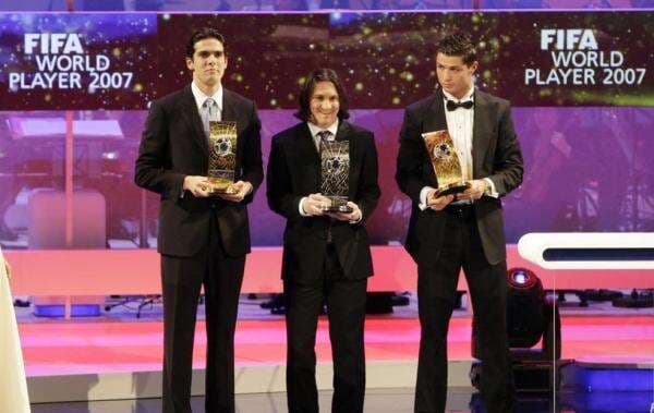 Kaka Sebut Satu Pemain Layak Raih Ballon d’Or, tapi Gagal karena Ronaldo-Messi Kaka Sebut Satu Pemain Layak Raih Ballon d’Or, tapi Gagal karena Ronaldo-Messi