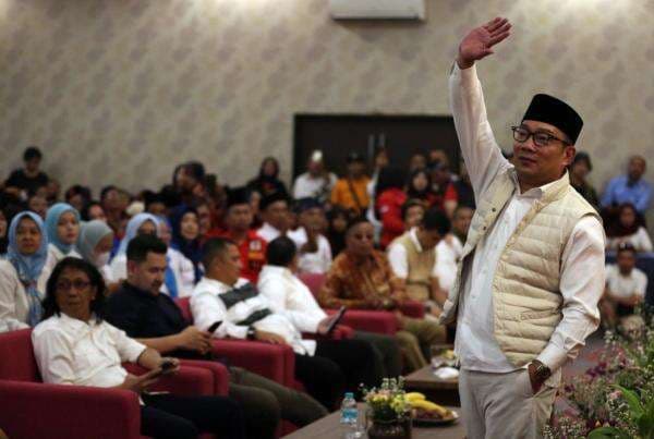 Ridwan Kamil Tidak Hadir, Sidang Gugatan Lisa Mariana Ditunda Pekan Depan Ridwan Kamil Tidak Hadir, Sidang Gugatan Lisa Mariana Ditunda Pekan Depan