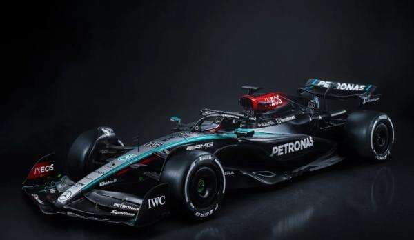 Rilis Livery Baru, Mercedes-AMG Petronas Kembali Gunakan Warna Perak di F1 2024 Rilis Livery Baru, Mercedes-AMG Petronas Kembali Gunakan Warna Perak di F1 2024