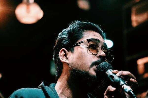 Biodata dan Agama Rio Clappy, Penyanyi yang Tak Sudi Lagunya Dipakai Kaesang Biodata dan Agama Rio Clappy, Penyanyi yang Tak Sudi Lagunya Dipakai Kaesang