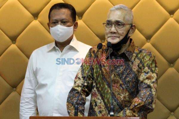 Riwayat Pendidikan Jenderal Purnawirawan Try Sutrisno, Mantan Panglima TNI hingga Wakil Presiden Riwayat Pendidikan Jenderal Purnawirawan Try Sutrisno, Mantan Panglima TNI hingga Wakil Presiden