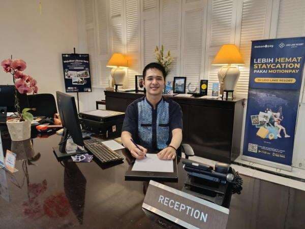 Kisah Rizky Akbar, Bukti CSR MNC Land Dukung Serap Tenaga Kerja Lokal Kisah Rizky Akbar, Bukti CSR MNC Land Dukung Serap Tenaga Kerja Lokal