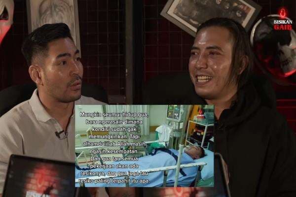 Robby Purba Kaget! Den Ananda Ungkap Simpan Tali Pocong dan Minyak Mayat Robby Purba Kaget! Den Ananda Ungkap Simpan Tali Pocong dan Minyak Mayat