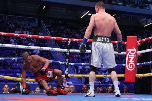 Roboh di Ronde 5, David Morrell Bangkit Kalahkan Imam Khataev Roboh di Ronde 5, David Morrell Bangkit Kalahkan Imam Khataev