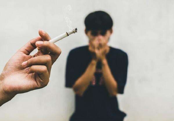 Efek Bahaya Perokok Pasif Bisa Sebabkan Kematian Efek Bahaya Perokok Pasif Bisa Sebabkan Kematian