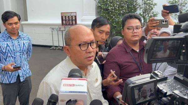 CEO Danantara Sebut Indonesia Proses Beli Lahan untuk Bangun Kampung Haji di Arab Saudi CEO Danantara Sebut Indonesia Proses Beli Lahan untuk Bangun Kampung Haji di Arab Saudi