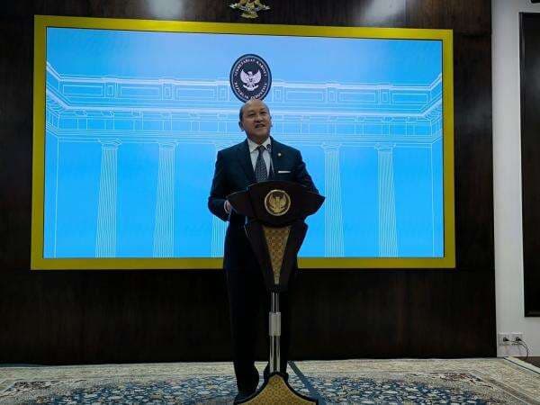 Realisasi Investasi RI Kuartal I Tembus Rp465,2 Triliun, Naik 15,9 Persen Realisasi Investasi RI Kuartal I Tembus Rp465,2 Triliun, Naik 15,9 Persen