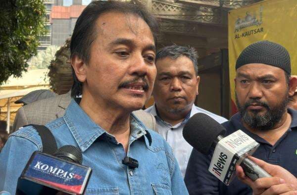 Roy Suryo Dicecar 24 Pertanyaan di Polda Metro Jaya terkait Tudingan Ijazah Palsu Jokowi Roy Suryo Dicecar 24 Pertanyaan di Polda Metro Jaya terkait Tudingan Ijazah Palsu Jokowi