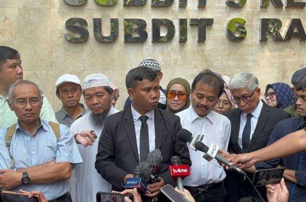 Roy Suryo Cs Datangi Polda Metro, Minta Gelar Perkara Khusus Kasus Ijazah Jokowi Roy Suryo Cs Datangi Polda Metro, Minta Gelar Perkara Khusus Kasus Ijazah Jokowi