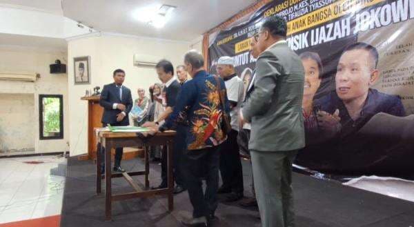 Jokowi Lapor ke Polisi Soal Ijazah, Roy Suryo Didukung Sejumlah Aktivis Jokowi Lapor ke Polisi Soal Ijazah, Roy Suryo Didukung Sejumlah Aktivis
