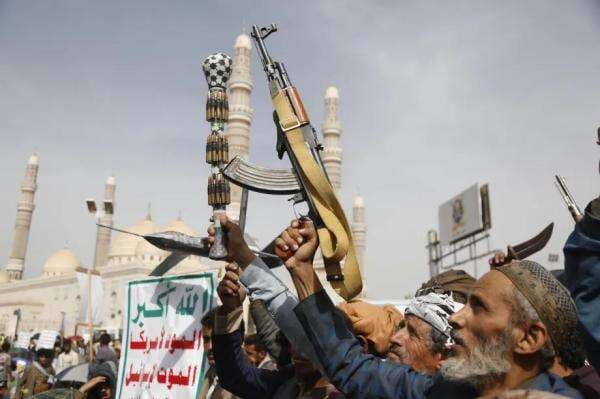 Rudal Houthi Melintasi Yerusalem Menuju Wilayah Israel Rudal Houthi Melintasi Yerusalem Menuju Wilayah Israel