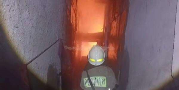 Rumah di Jalan Mayjen Sutoyo Jaktim Kebakaran Rumah di Jalan Mayjen Sutoyo Jaktim Kebakaran