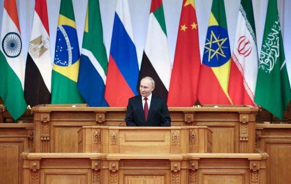 Rusia Tegaskan BRICS Bukan Musuh Amerika Rusia Tegaskan BRICS Bukan Musuh Amerika