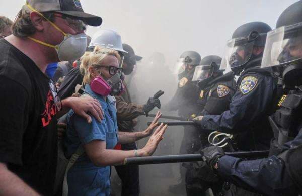 5 Fakta Terbaru Rusuh Los Angeles: Marinir Turun Tangan 5 Fakta Terbaru Rusuh Los Angeles: Marinir Turun Tangan