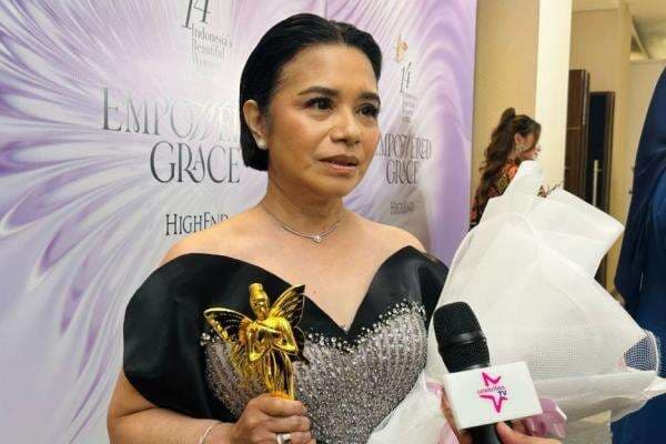 Ruth Sahanaya Terima Indonesia's Beautiful Women 2025 Berkat Dedikasi di Industri Musik Ruth Sahanaya Terima Indonesia's Beautiful Women 2025 Berkat Dedikasi di Industri Musik