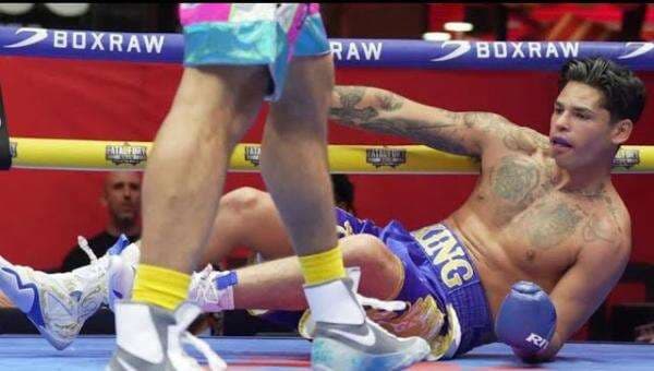 Ryan Garcia Tertidur di Times Square, Taruhan 2019 Mayweather Jadi Kenyataan! Ryan Garcia Tertidur di Times Square, Taruhan 2019 Mayweather Jadi Kenyataan!