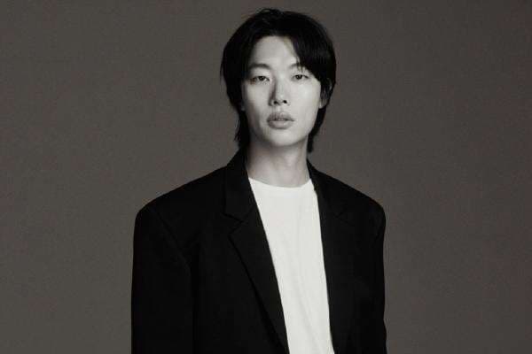 Alasan Ryu Jun Yeol Absen dari Trip Reuni Reply 1988 Oktober Mendatang Alasan Ryu Jun Yeol Absen dari Trip Reuni Reply 1988 Oktober Mendatang