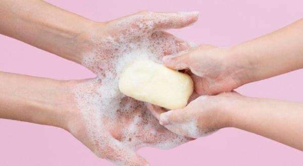 Sabun Cair versus Sabun Batangan, Mana yang Lebih Bagus? Sabun Cair versus Sabun Batangan, Mana yang Lebih Bagus?