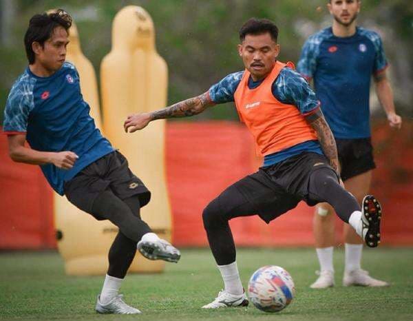 Saddil Ramdani Dicoret, Ini Daftar 27 Pemain Timnas Indonesia yang Dipanggil Patrick Kluivert untuk Laga Lawan Australia dan Bahrain? Saddil Ramdani Dicoret, Ini Daftar 27 Pemain Timnas Indonesia yang Dipanggil Patrick Kluivert untuk Laga Lawan Australia dan Bahrain?