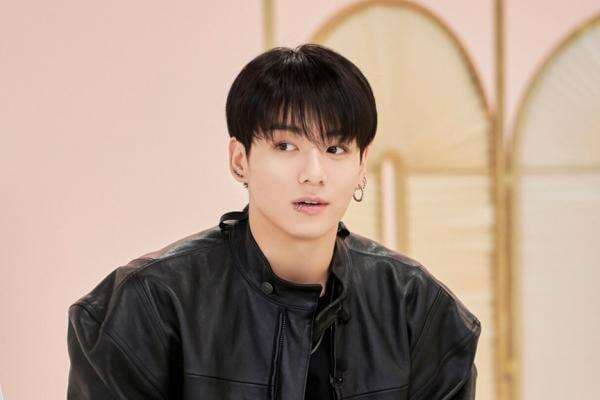 Saham Jungkook BTS Senilai Rp95 Miliar Dicuri saat Wamil, Pelaku Diduga Orang Dalam Saham Jungkook BTS Senilai Rp95 Miliar Dicuri saat Wamil, Pelaku Diduga Orang Dalam