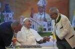 Sambangi Timor Leste, Paus Fransikus Singgung Kasus Kekerasan Seks Anak oleh Pastor Sambangi Timor Leste, Paus Fransikus Singgung Kasus Kekerasan Seks Anak oleh Pastor