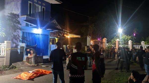 Kronologi Samson Sukabumi Tewas Diamuk Warga, Sempat Keliling Kampung Bawa Golok Kronologi Samson Sukabumi Tewas Diamuk Warga, Sempat Keliling Kampung Bawa Golok