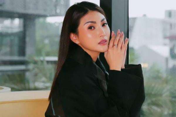 Sarwendah Temani 2 Anaknya Manggung di Perayaan Hari Ibu, Ruben Onsu Absen Hadir Sarwendah Temani 2 Anaknya Manggung di Perayaan Hari Ibu, Ruben Onsu Absen Hadir