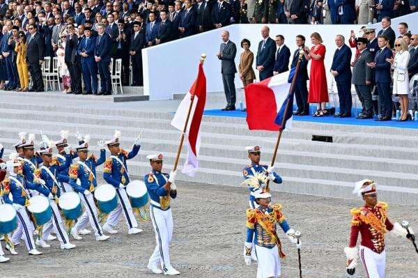 Satgas Patriot II Indonesia Curi Perhatian Publik Prancis di Bastille Day 2025 Satgas Patriot II Indonesia Curi Perhatian Publik Prancis di Bastille Day 2025