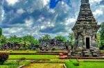Sejarah Peninggalan Kerajaan Kediri, dari Prasasati, Kitab hingga Candi Termegah di Blitar Sejarah Peninggalan Kerajaan Kediri, dari Prasasati, Kitab hingga Candi Termegah di Blitar