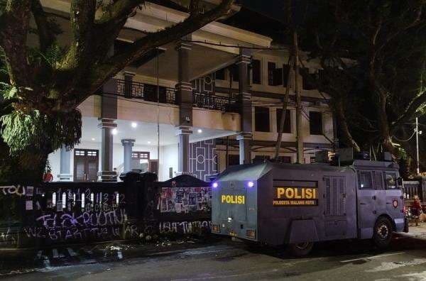 Sejumlah Pedemo Tolak UU TNI di Malang Hilang Kontak Sejumlah Pedemo Tolak UU TNI di Malang Hilang Kontak