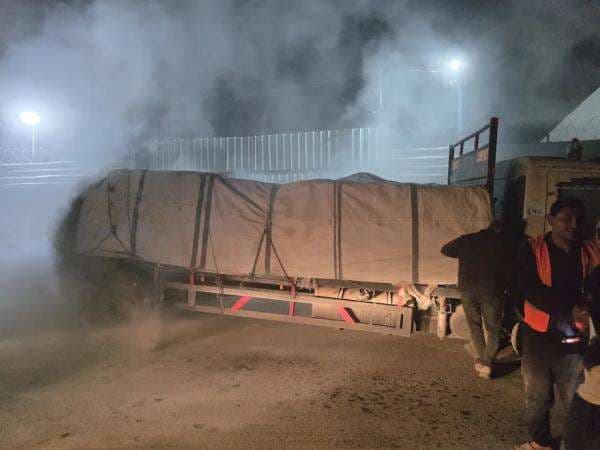 Sekitar 90 Truk Bantuan Capai Beberapa Daerah di Gaza, Bak Setetes Air di Lautan Sekitar 90 Truk Bantuan Capai Beberapa Daerah di Gaza, Bak Setetes Air di Lautan