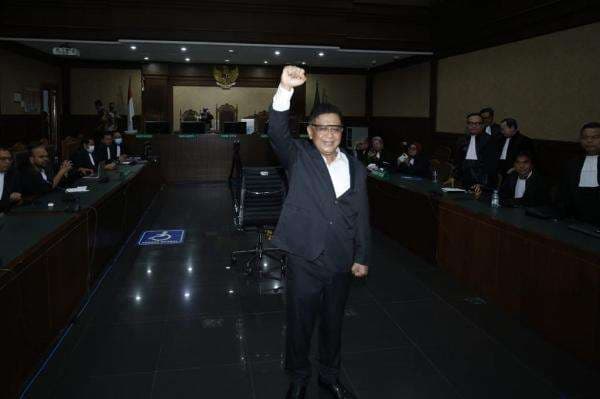 Selain Divonis Penjara, Hasto Juga Dihukum Denda Rp250 Juta Selain Divonis Penjara, Hasto Juga Dihukum Denda Rp250 Juta