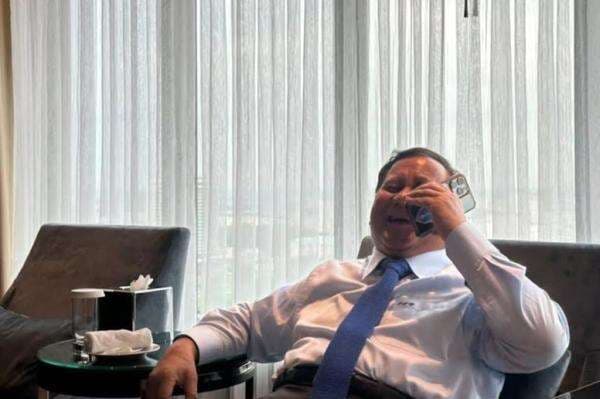 Teleponan dengan Trump, Prabowo Ungkap Ada Titipan Salam Teleponan dengan Trump, Prabowo Ungkap Ada Titipan Salam