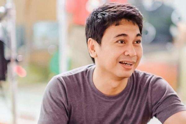 Series <i>Komedi Kacau</i> Ramai Dikritik, Raditya Dika Jawab dengan Data Series <i>Komedi Kacau</i> Ramai Dikritik, Raditya Dika Jawab dengan Data