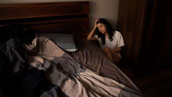 Sering Tiba-tiba Terbangun Jam 3 Pagi? Ini Cara Menguranginya Sering Tiba-tiba Terbangun Jam 3 Pagi? Ini Cara Menguranginya