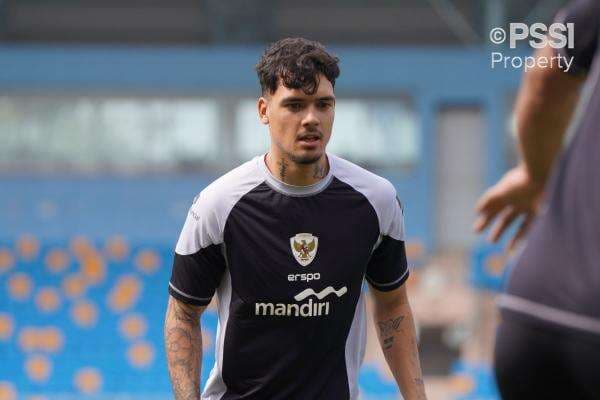 Cabut dari KAS Eupen, Shayne Pattynama Diisukan Main di Asia Tenggara Cabut dari KAS Eupen, Shayne Pattynama Diisukan Main di Asia Tenggara