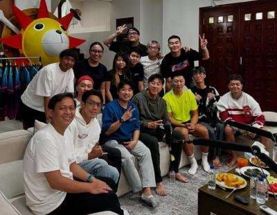 Diundang Reza Arap, Shin Tae-yong Malah Fokus ke Patung Luffy Karakter One Piece dan Ingin Bawa Pulang! Diundang Reza Arap, Shin Tae-yong Malah Fokus ke Patung Luffy Karakter One Piece dan Ingin Bawa Pulang!