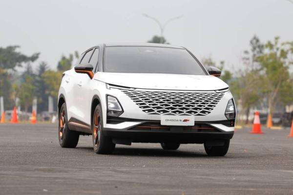 Siap Tinggalkan Handal Motor, Chery Ingin Bikin Pabrik Sendiri untuk Kejar TKDN 80 Persen Siap Tinggalkan Handal Motor, Chery Ingin Bikin Pabrik Sendiri untuk Kejar TKDN 80 Persen