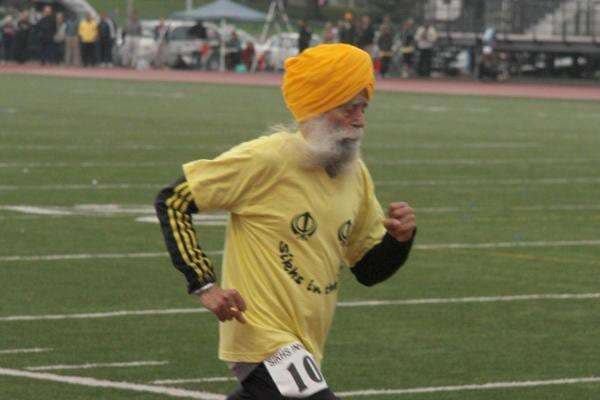 Siapa Fauja Singh? Pelari Maraton Berusia 114 Tahun yang Meninggal karena Tabrak Lari Siapa Fauja Singh? Pelari Maraton Berusia 114 Tahun yang Meninggal karena Tabrak Lari