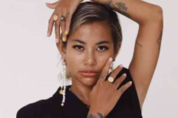 Siapa Meli Joker, Selebgram yang Bunuh Diri saat Live IG? Siapa Meli Joker, Selebgram yang Bunuh Diri saat Live IG?