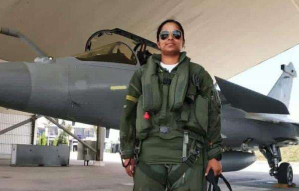 Siapa Shivangi Singh? Pilot Rafale Wanita Pertama India yang Dikabarkan Ditangkap Pakistan Siapa Shivangi Singh? Pilot Rafale Wanita Pertama India yang Dikabarkan Ditangkap Pakistan