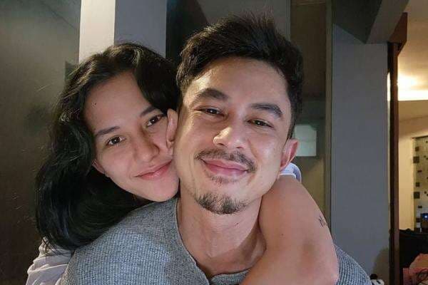 Sidang Cerai Perdana Dahlia Poland dan Fandy Christian Digelar di PA Badung Hari Ini Sidang Cerai Perdana Dahlia Poland dan Fandy Christian Digelar di PA Badung Hari Ini