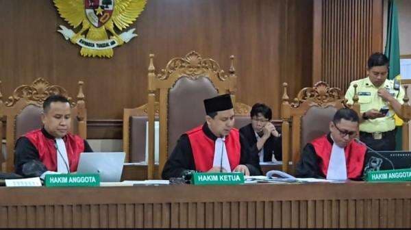 Sidang Gugatan Eks Wamendes Paiman ke Roy Suryo Cs soal Ijazah Jokowi Ditunda Sidang Gugatan Eks Wamendes Paiman ke Roy Suryo Cs soal Ijazah Jokowi Ditunda