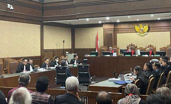Kubu Hasto Keberatan atas Kesaksian Penyelidik KPK di Persidangan Kubu Hasto Keberatan atas Kesaksian Penyelidik KPK di Persidangan